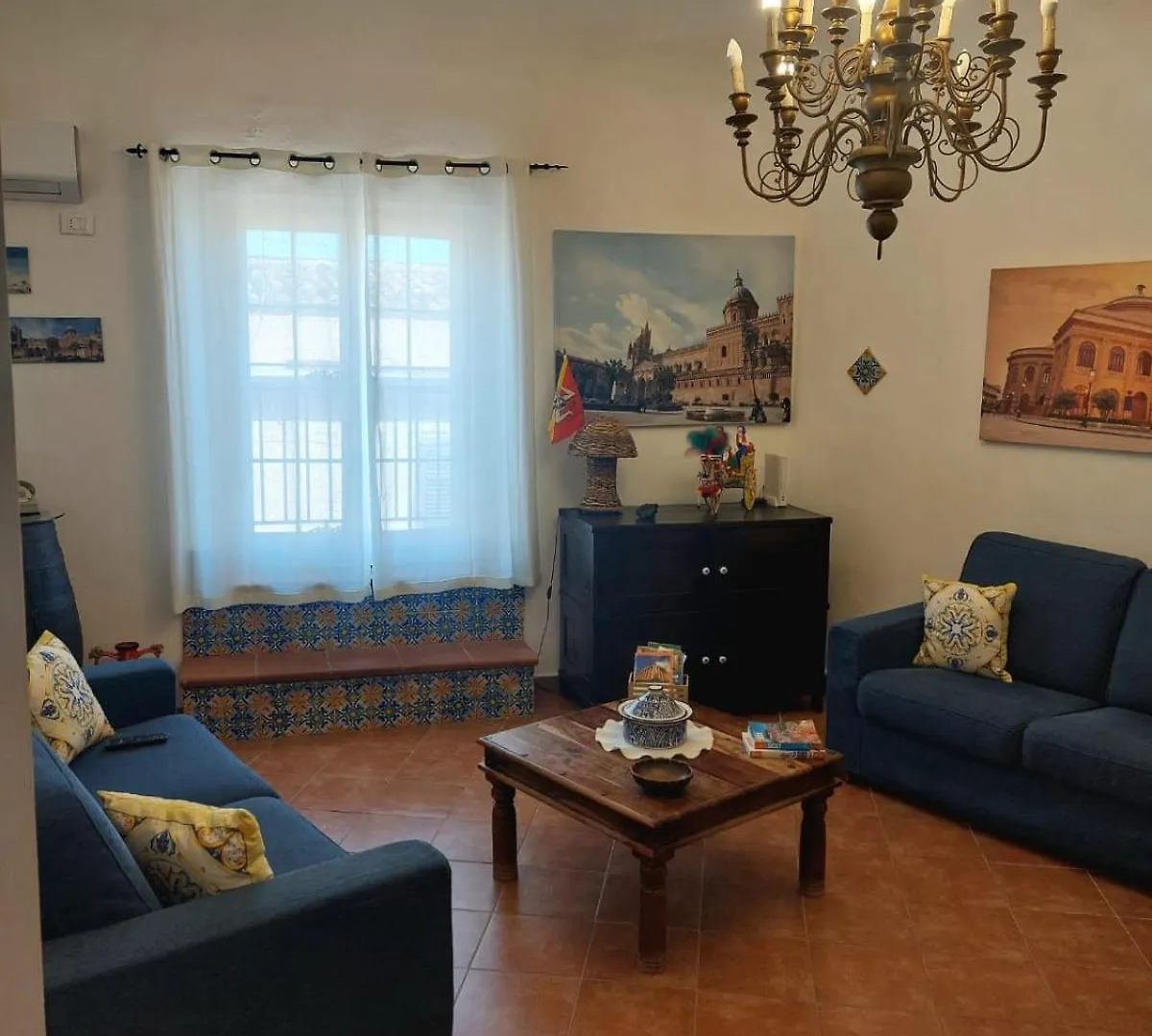 Casa Del Parlamento Apartment Palermo 0*,  Italy